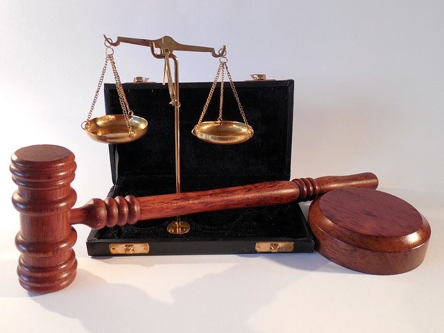 W czym zdoła nam pomóc radca prawny? W jakich sprawach i w jakich płaszczyznach prawa wspomoże nam radca prawny?